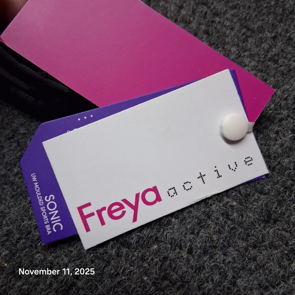 Freya Active Sports Bra Size 38C Haze Fuchia Sonic UW Moulded AC4892 - Picture 7 of 9